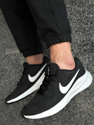 КРОСІВКИ NIKE REVOLUTION 7