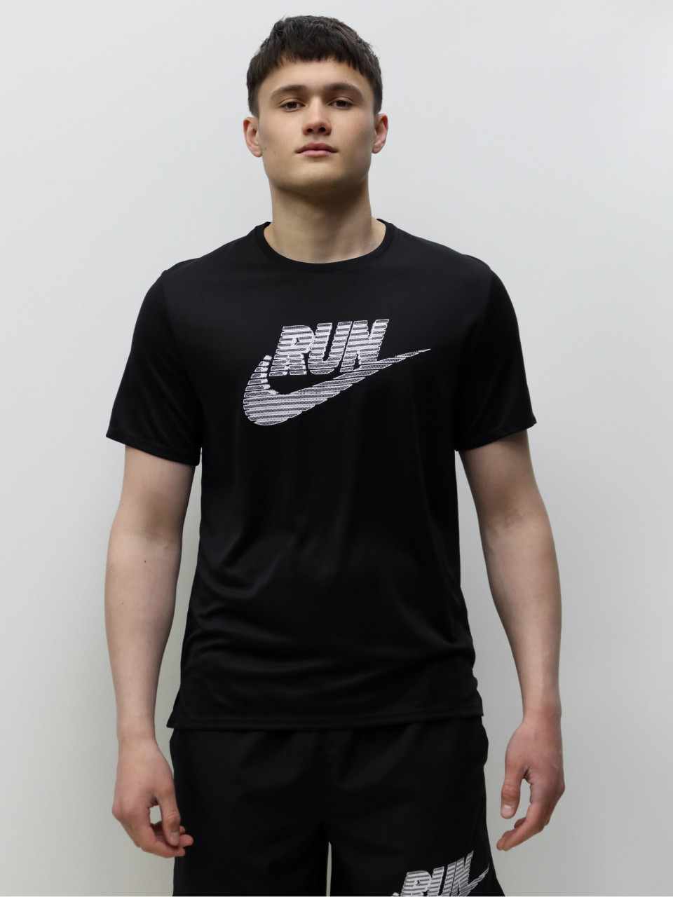 КОМПЛЕКТ ФУТБОЛКА ТА ШОРТИ M NK RUN ENERGY MILER SS