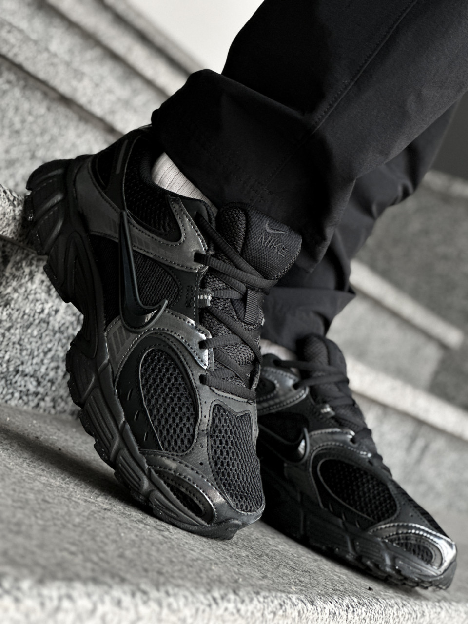 КРОСІВКИ NIKE V5 RNR
