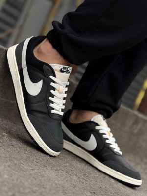 КРОСІВКИ AIR JORDAN SKYLINE LOW LE