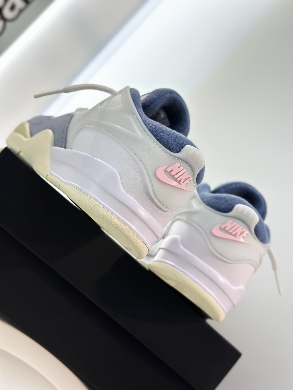 КРОСІВКИ JORDAN 4 RM (PS)