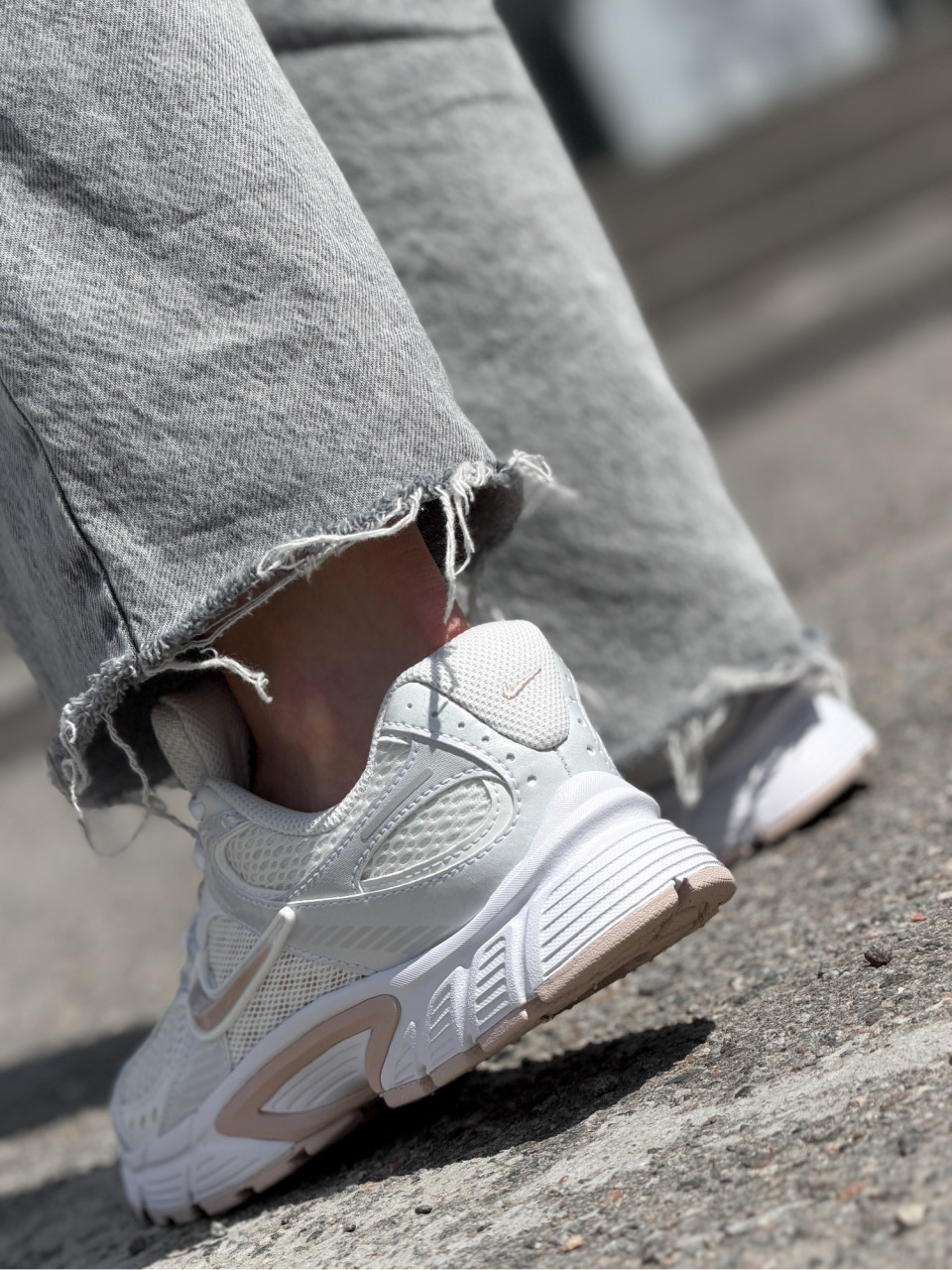 КРОСІВКИ W NIKE V5 RNR