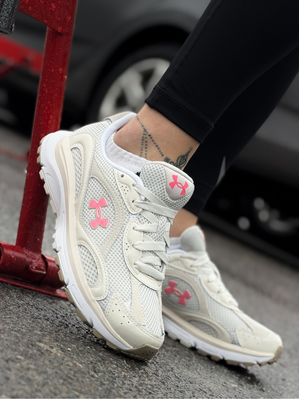 Кросівки/UA W Tech Runner