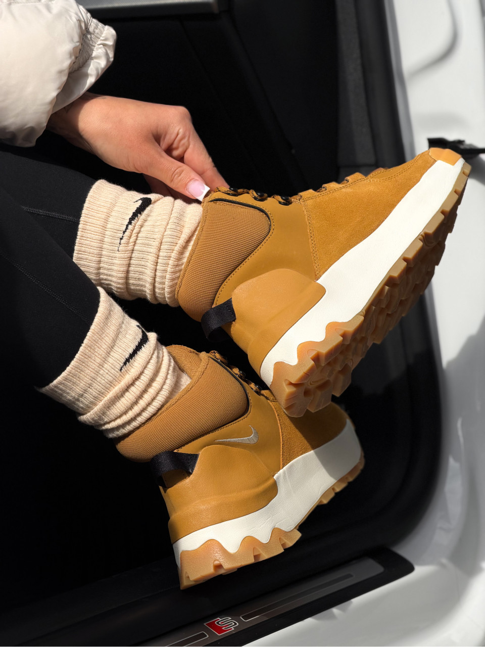 ЧЕРЕВИКИ NIKE CITY CLASSIC BOOT