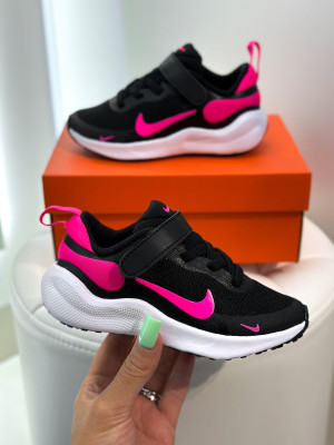 КРОСІВКИ NIKE REVOLUTION 7 (PSV)