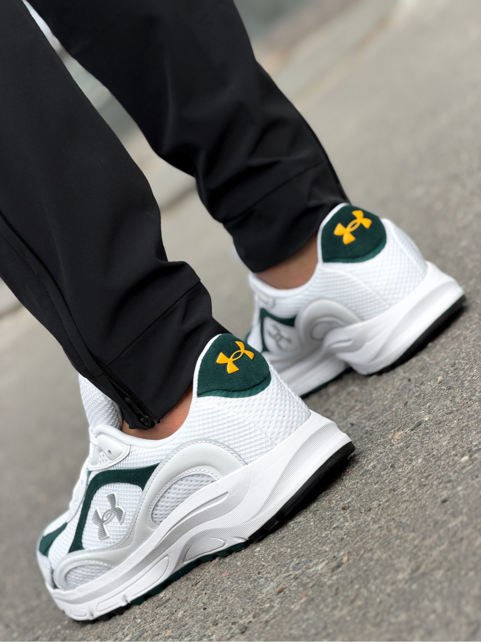 Кросівки/UA Tech Runner
