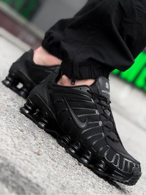 КРОСІВКИ NIKE SHOX TL