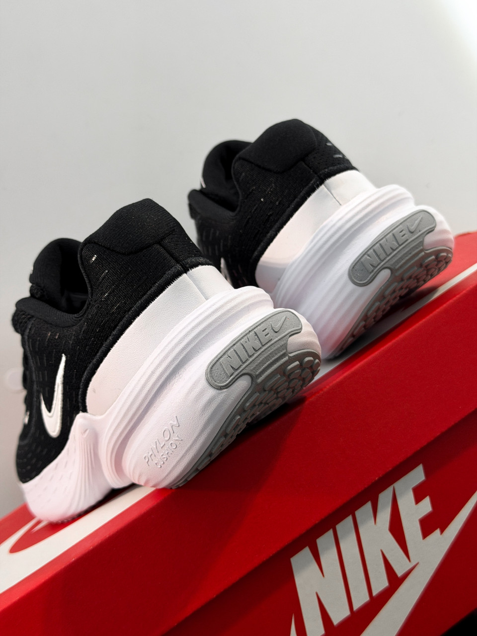 КРОСІВКИ NIKE UPLIFT SC (GS)