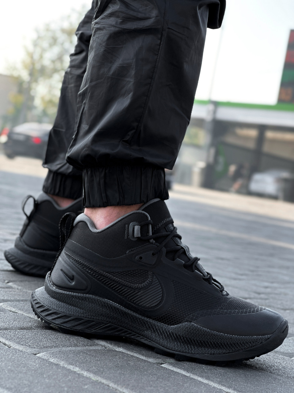 КРОСІВКИ NIKE REACT SFB CARBON