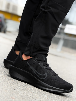 КРОСІВКИ NIKE QUEST 6