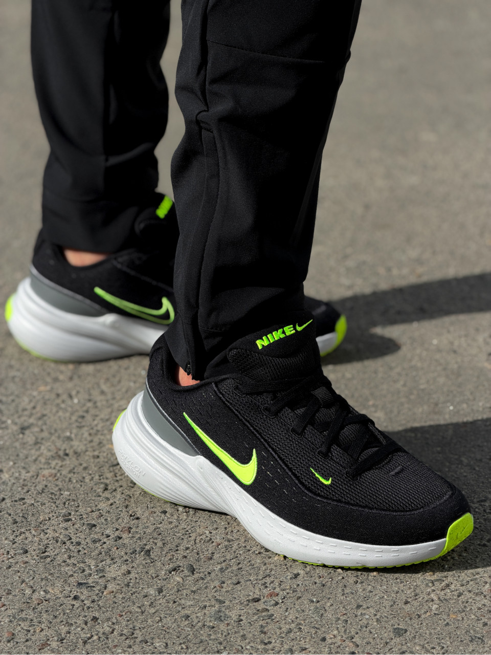 КРОСІВКИ NIKE UPLIFT SC