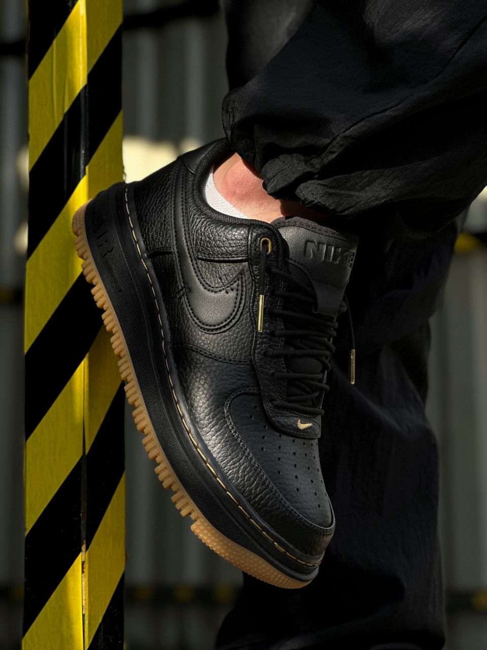 КРОСІВКИ AIR FORCE 1 LUXE