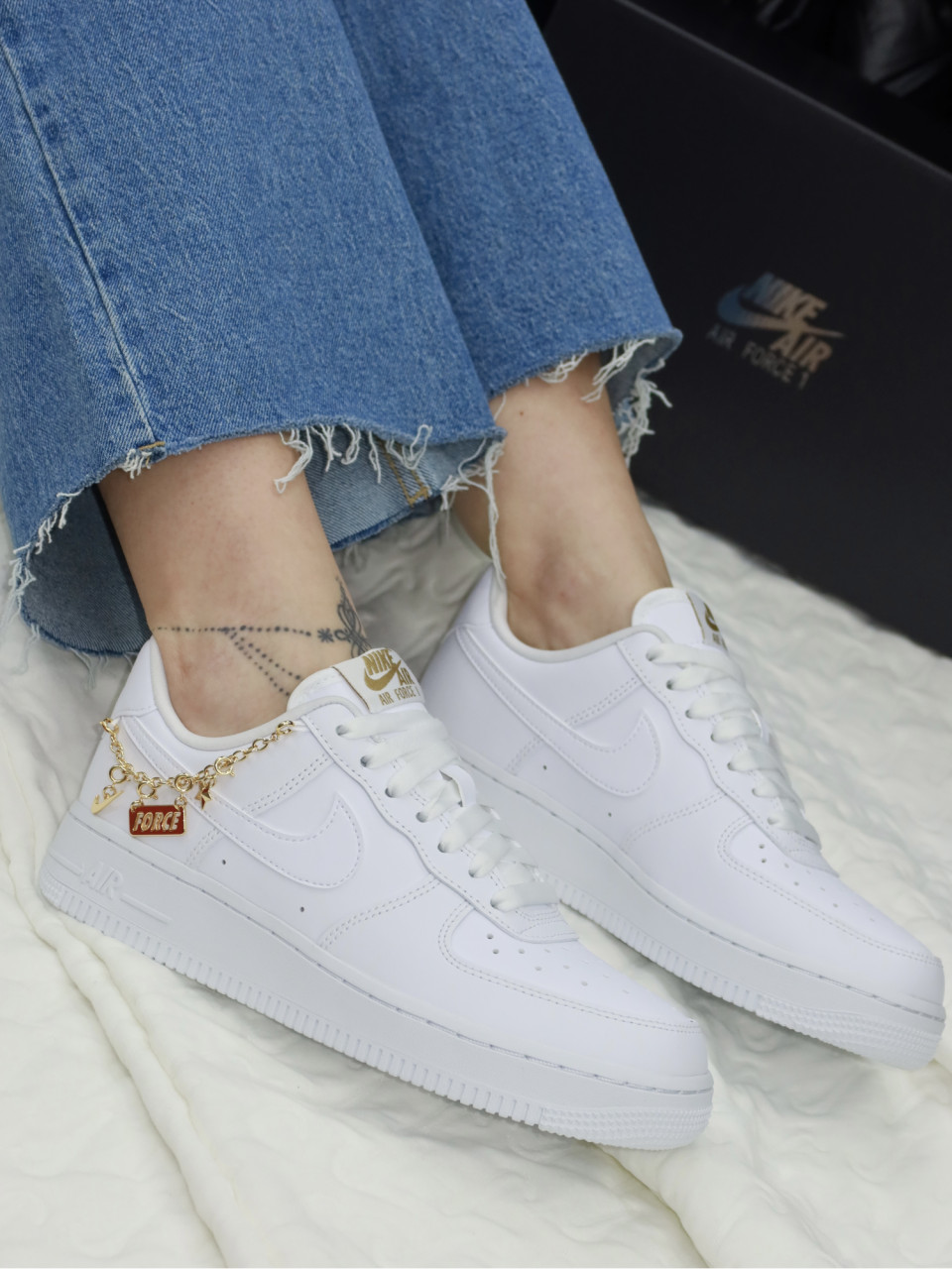 КРОСІВКИ WMNS AIR FORCE 1 07 LX