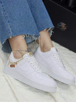 КРОСІВКИ WMNS AIR FORCE 1 07 LX