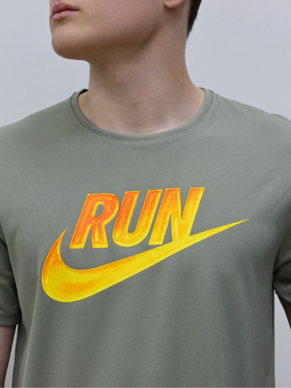 КОМПЛЕКТ ФУТБОЛКА ТА ШОРТИ M NK RUN ENERGY MILER SS
