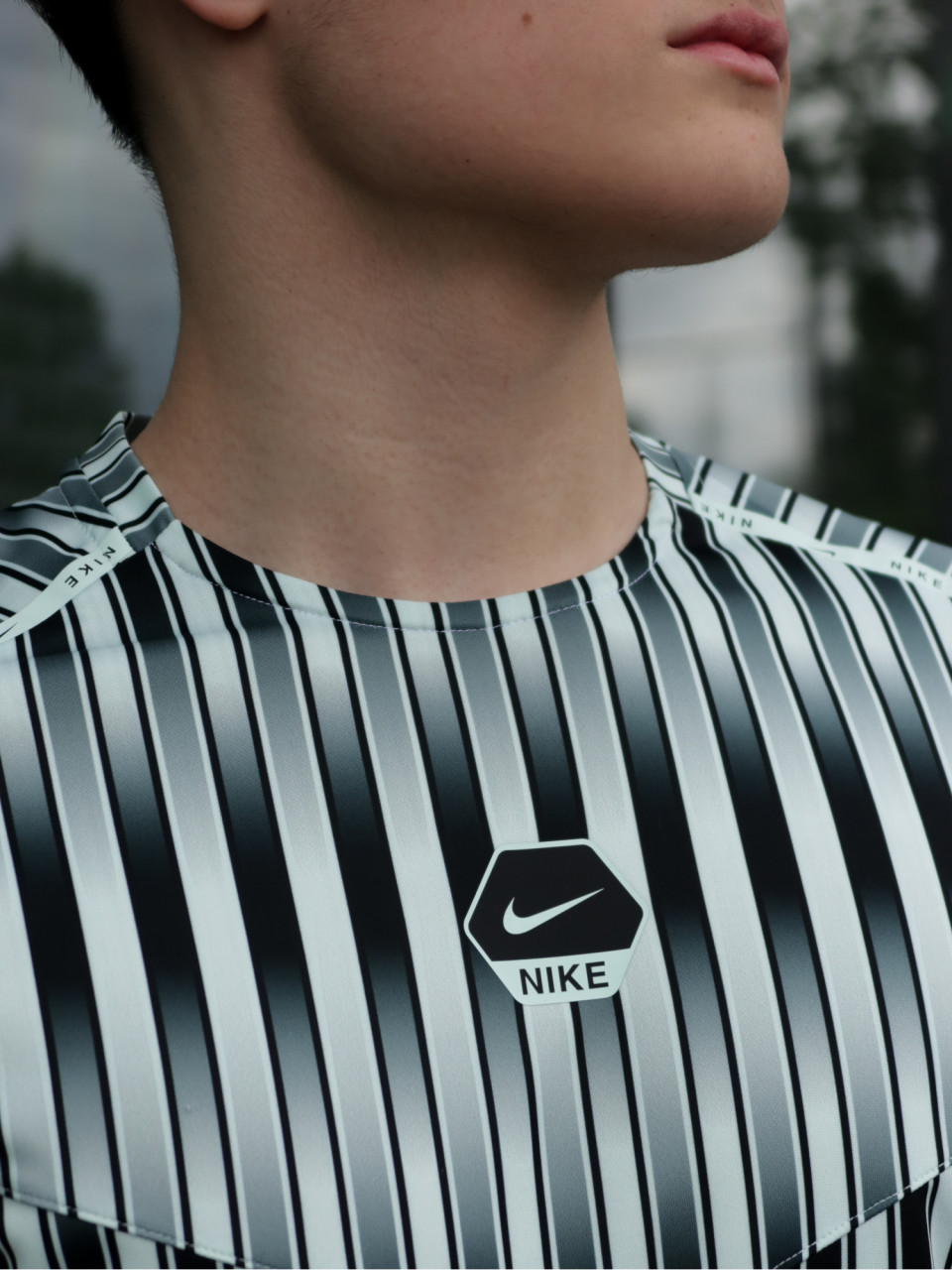 ФУТБОЛКА M NSW CS RUN TEE AOP