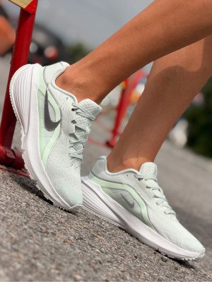 КРОСІВКИ W NIKE DOWNSHIFTER 14