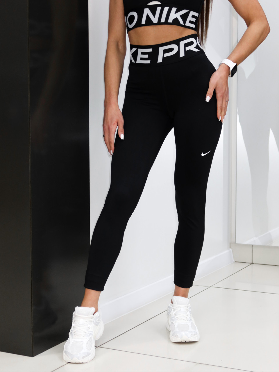 ЛЕГІНСИ W NP SCULPT DF HR TIGHT