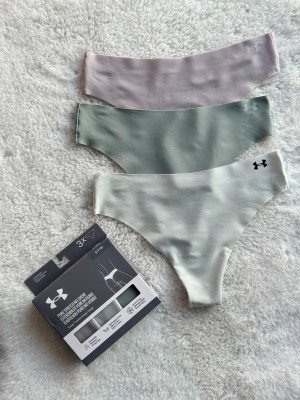 Труси/Underwear Thong UA PURE STRETCH NO SHOW THONG -SOLID 3PK