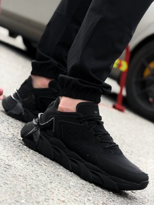 Кросівки/UA Halo Trainer
