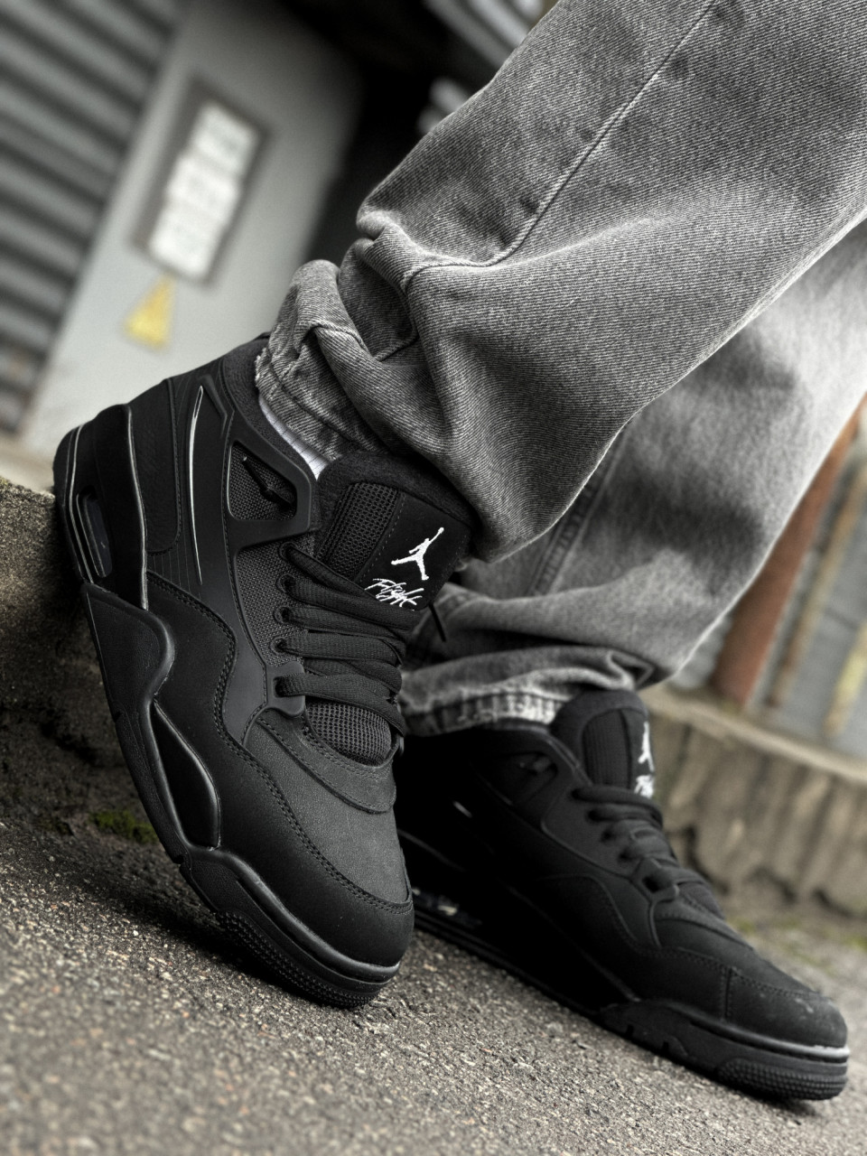 КРОСІВКИ AIR JORDAN 4 RM