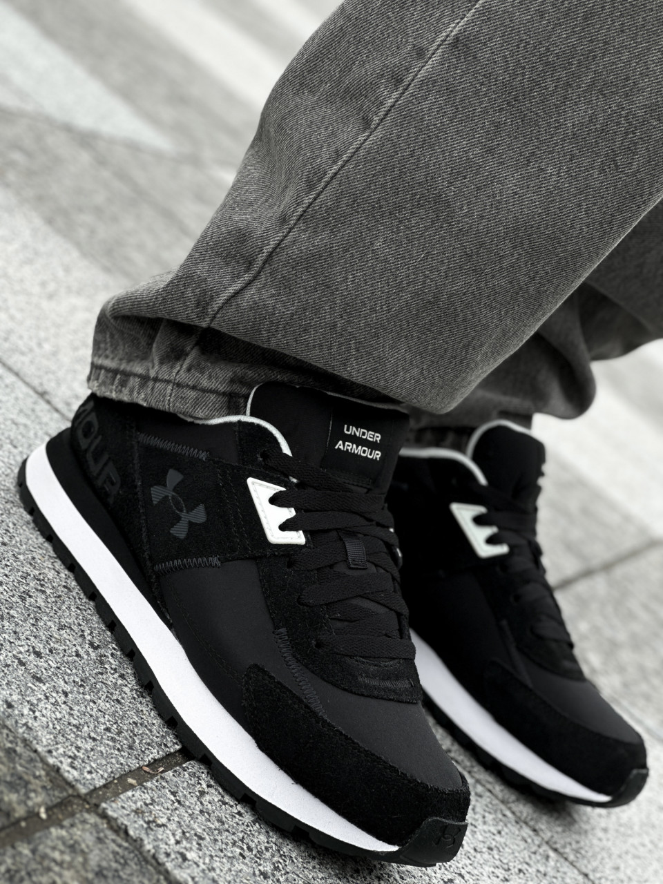 Кросівки/UA Essential Runner