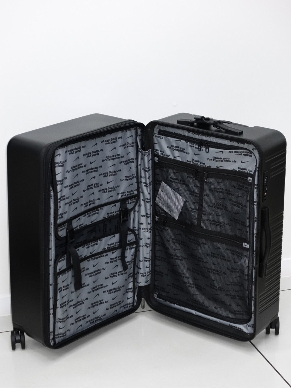 ВАЛІЗА NK 22IN HARDSHELL LUGGAGE