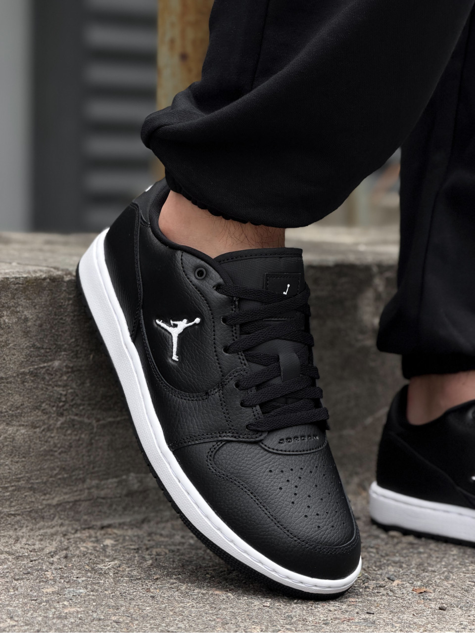 КРОСІВКИ JORDAN COURT CONNECT LOW