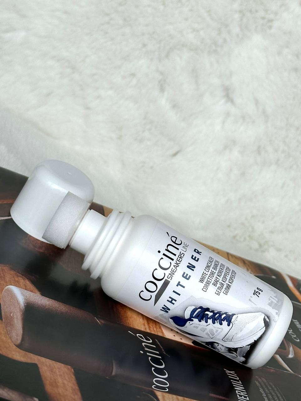 Коректор Білий для взуття COCCINE WHITENER 75 мл