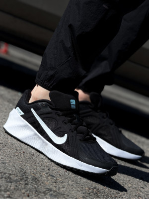 КРОСІВКИ M NIKE METRO TEK