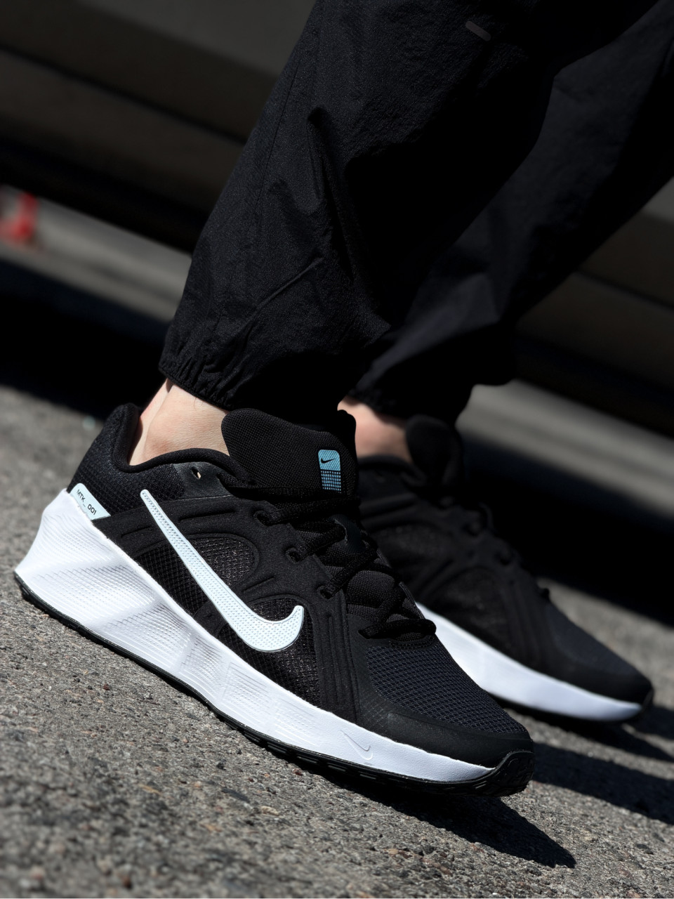 КРОСІВКИ M NIKE METRO TEK