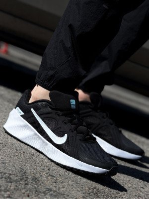 КРОСІВКИ M NIKE METRO TEK