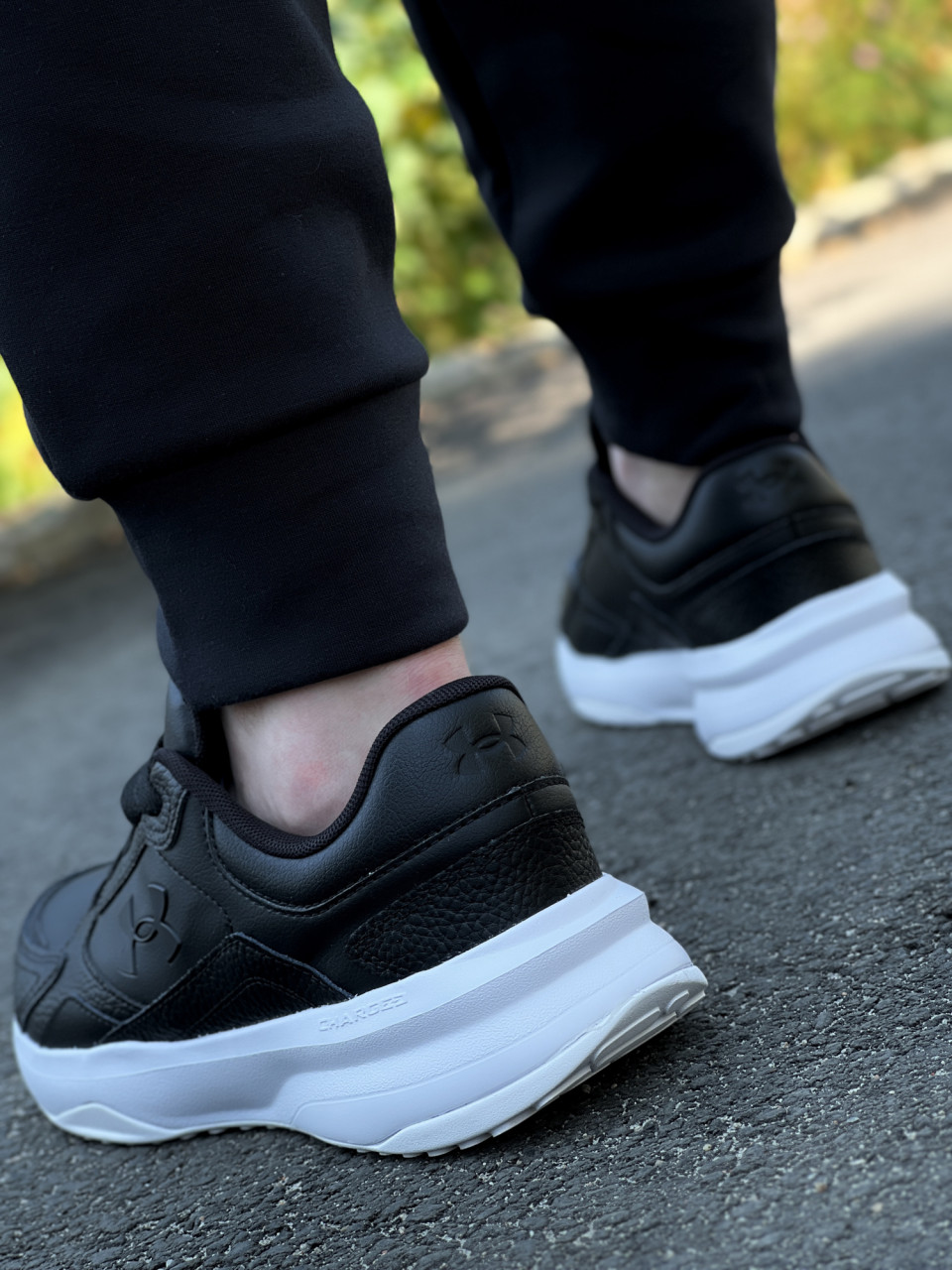 КРОСІВКИ UA Edge LTHR