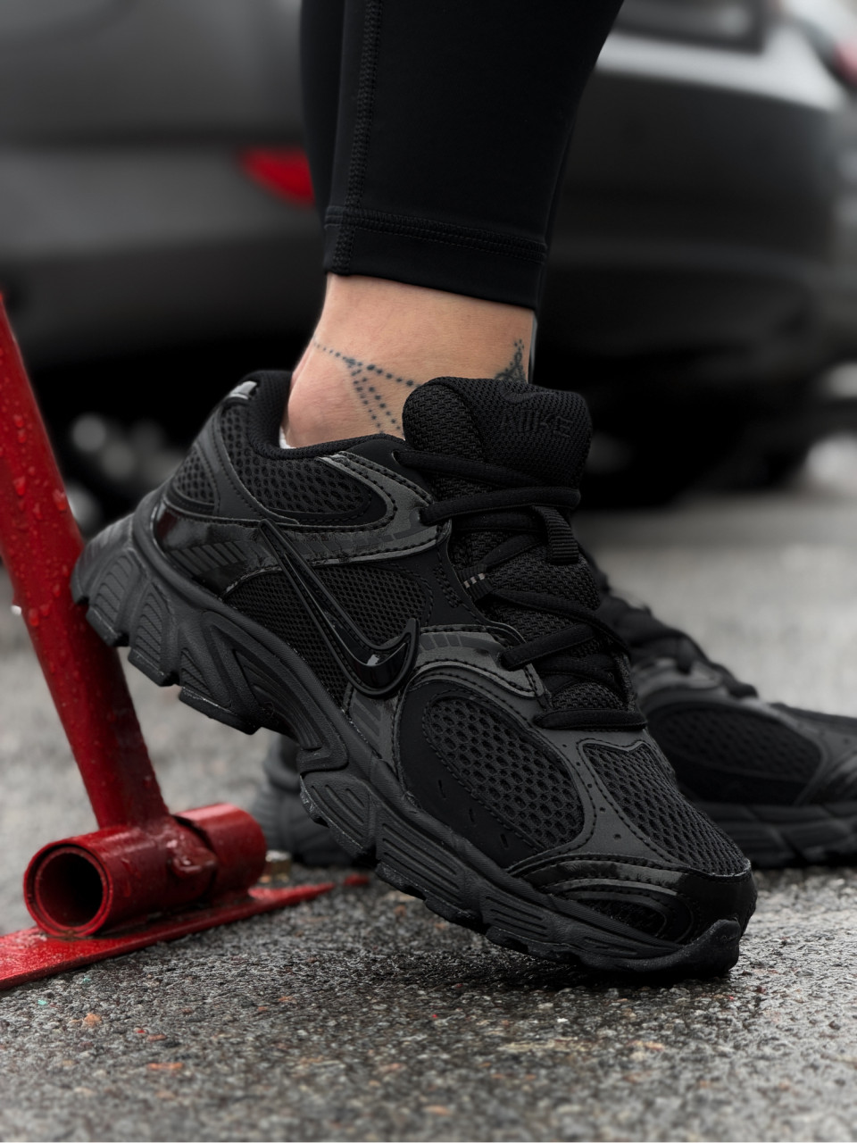 КРОСІВКИ W NIKE V5 RNR