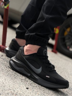 КРОСІВКИ NIKE JOURNEY RUN