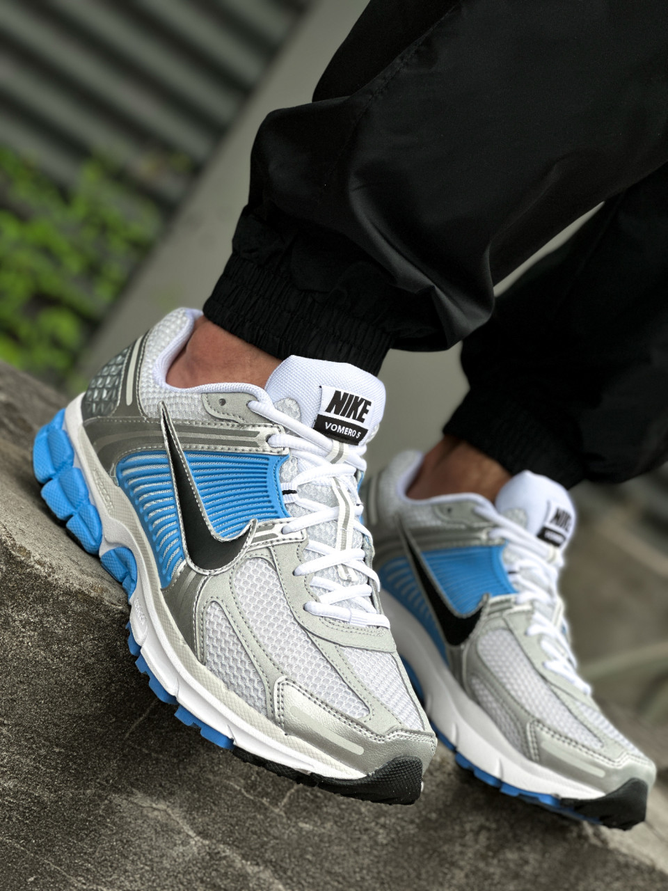 КРОСІВКИ NIKE ZOOM VOMERO 5 MS