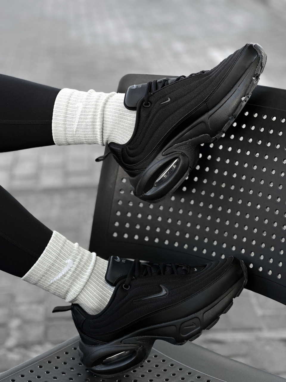 КРОСІВКИ W NIKE AIR MAX PORTAL