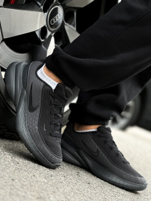 КРОСІВКИ W NIKE UPLIFT SC