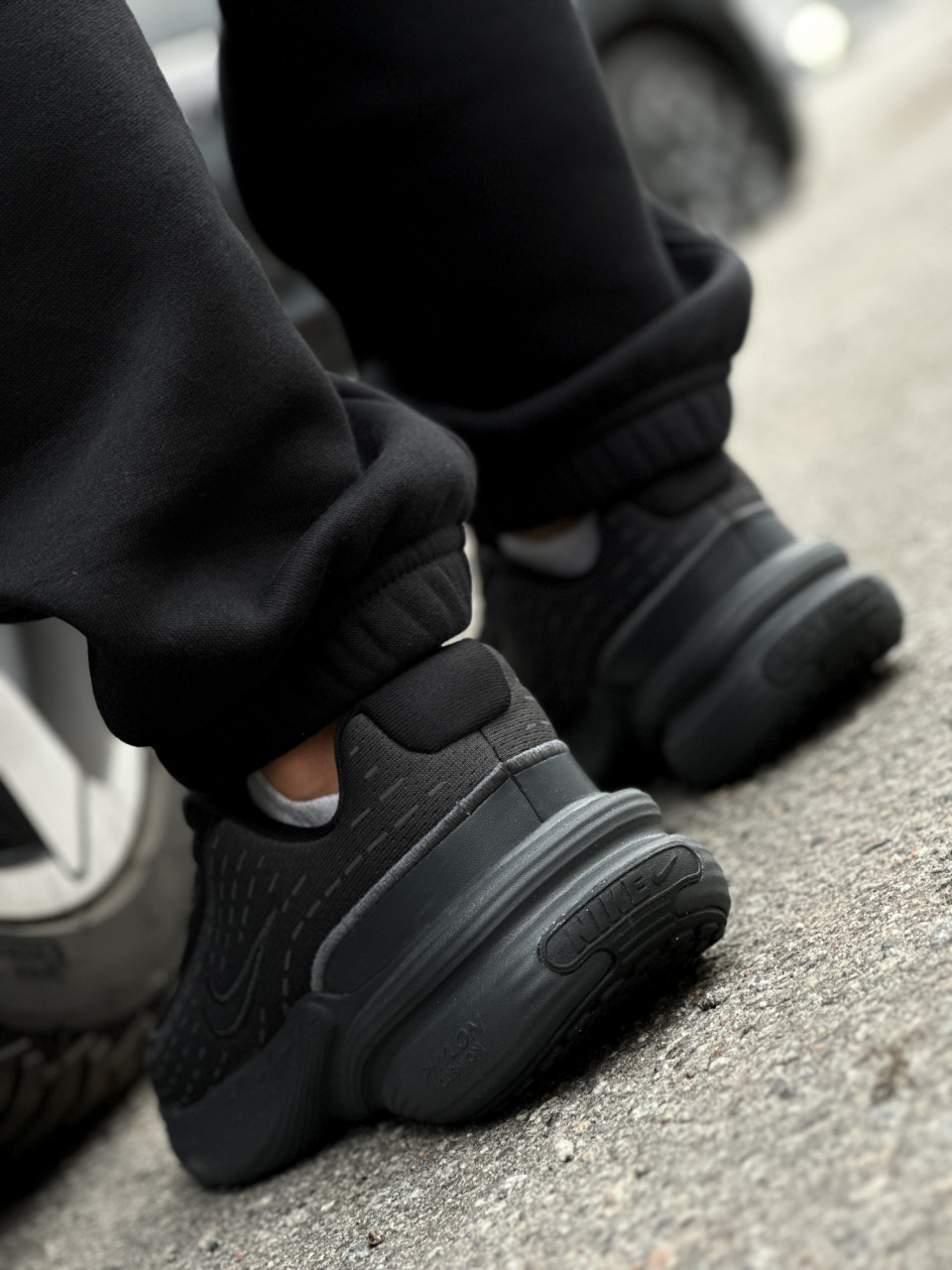 КРОСІВКИ W NIKE UPLIFT SC