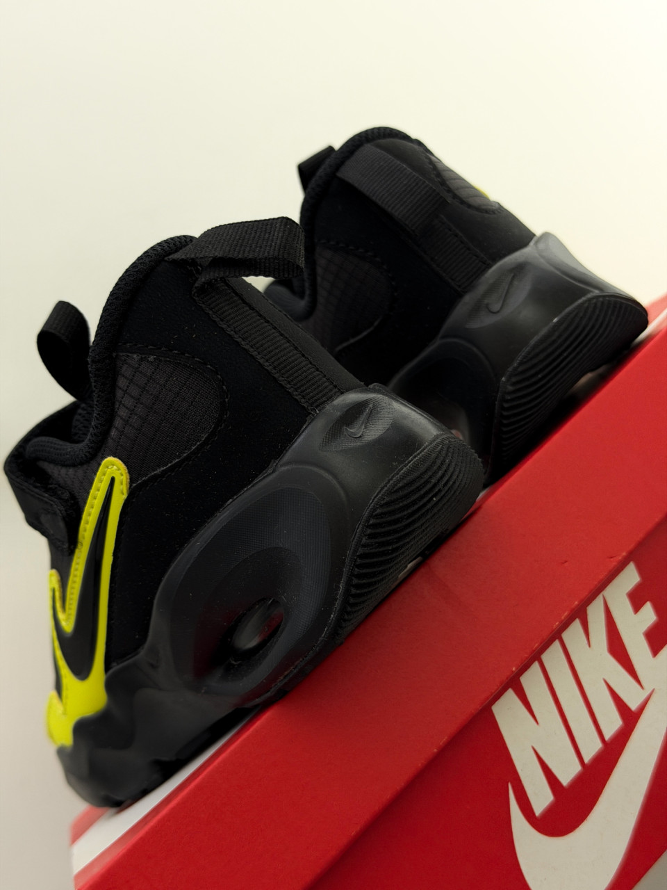 КРОСІВКИ NIKE AIR MAX NOVA (PS)