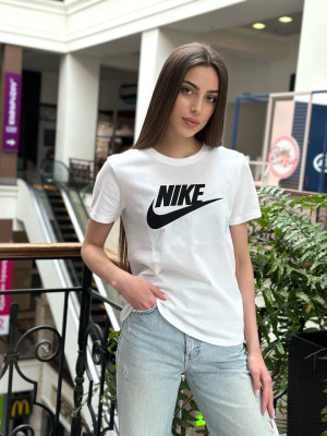 ФУТБОЛКА W NSW CLUB SS TEE ICN FTRA
