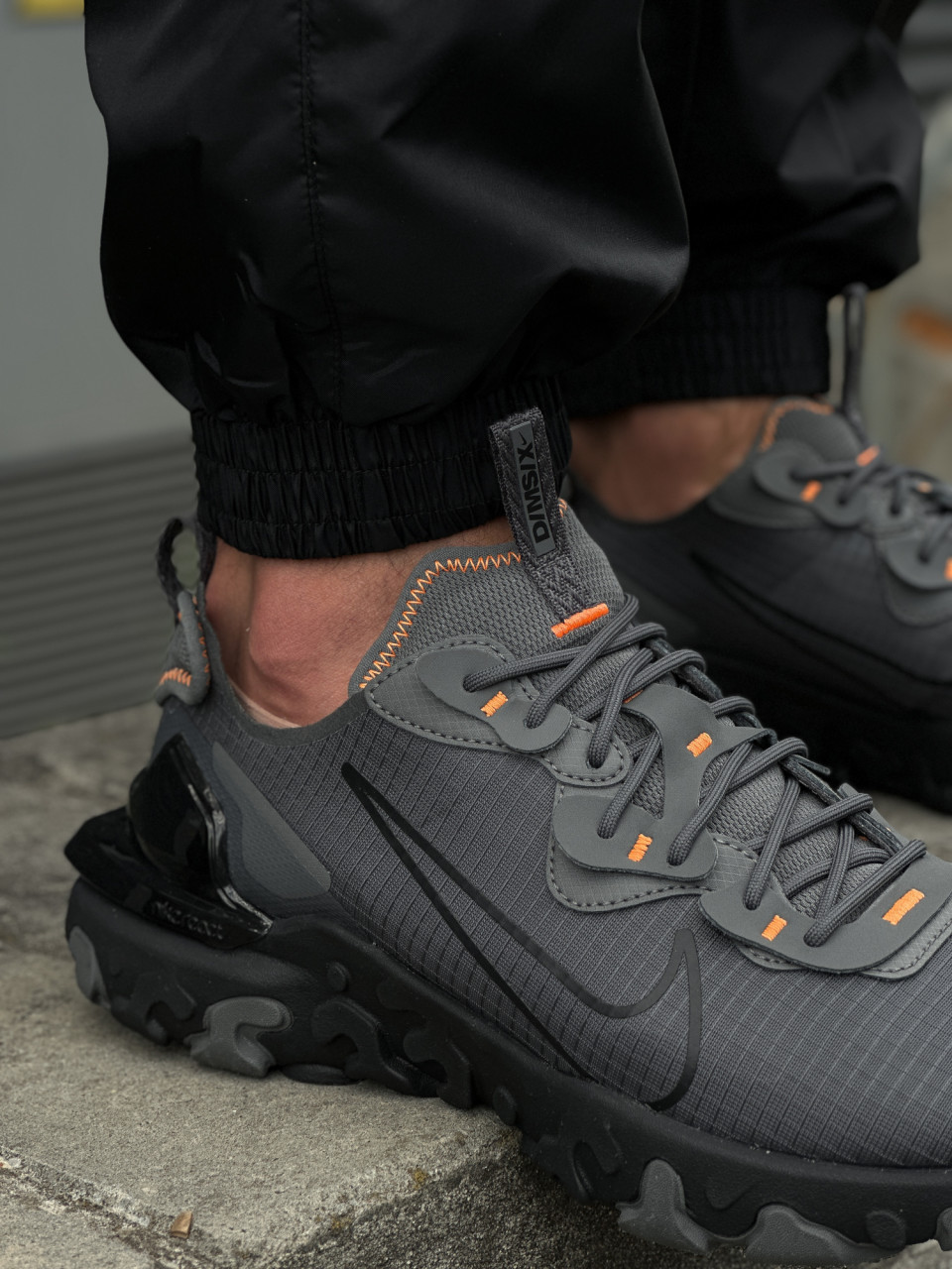 КРОСІВКИ NIKE REACT VISION