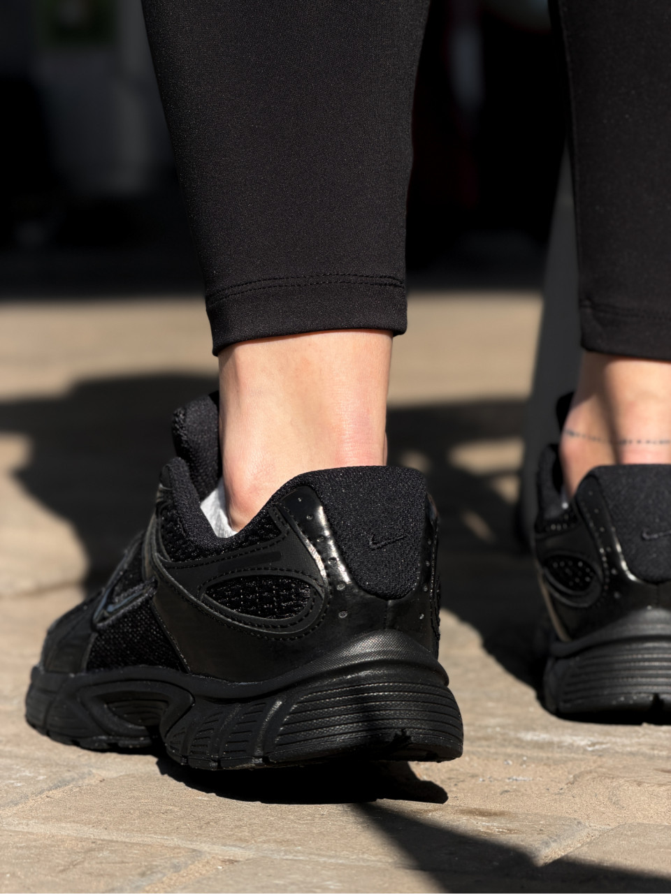 КРОСІВКИ NIKE V5 RNR (GS)