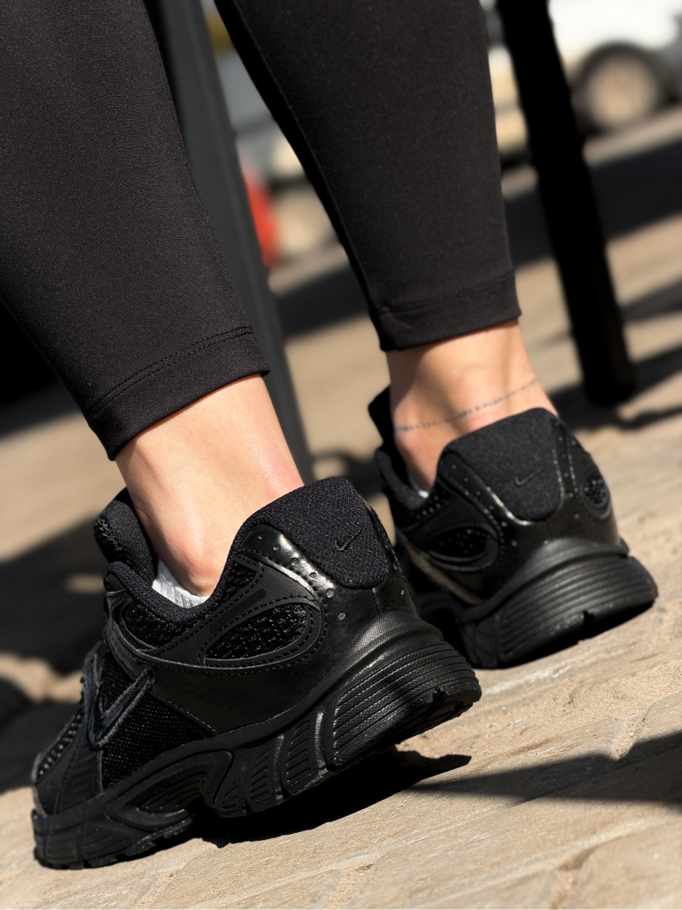 КРОСІВКИ NIKE V5 RNR (GS)