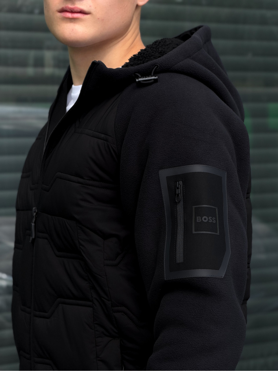 КУРТКА HUGO BOSS