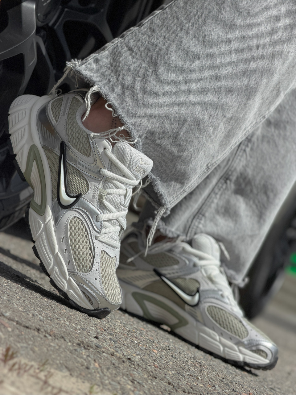 КРОСІВКИ W NIKE V5 RNR