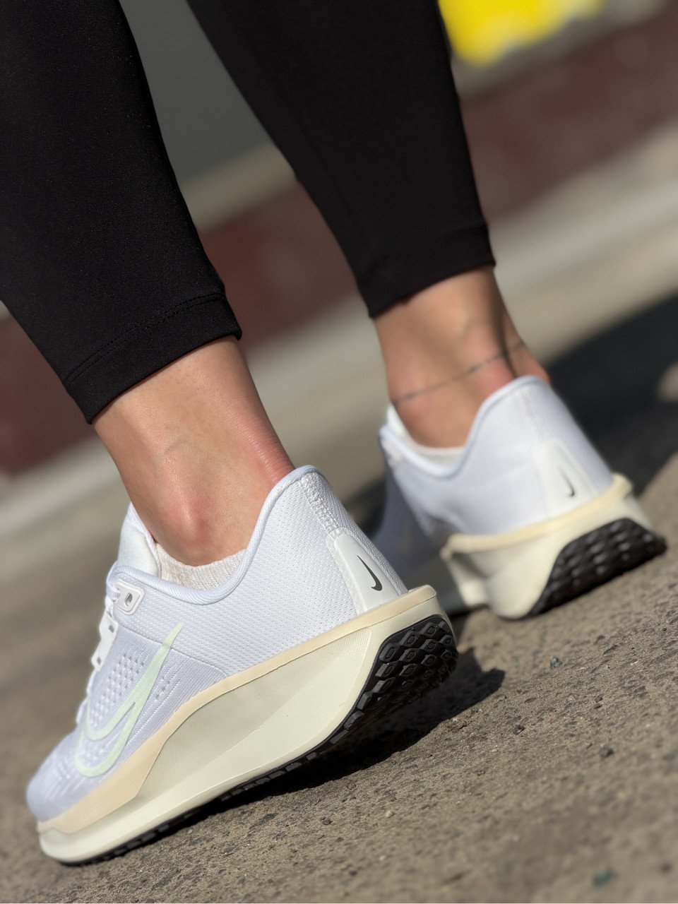 КРОСІВКИ WMNS NIKE QUEST 6