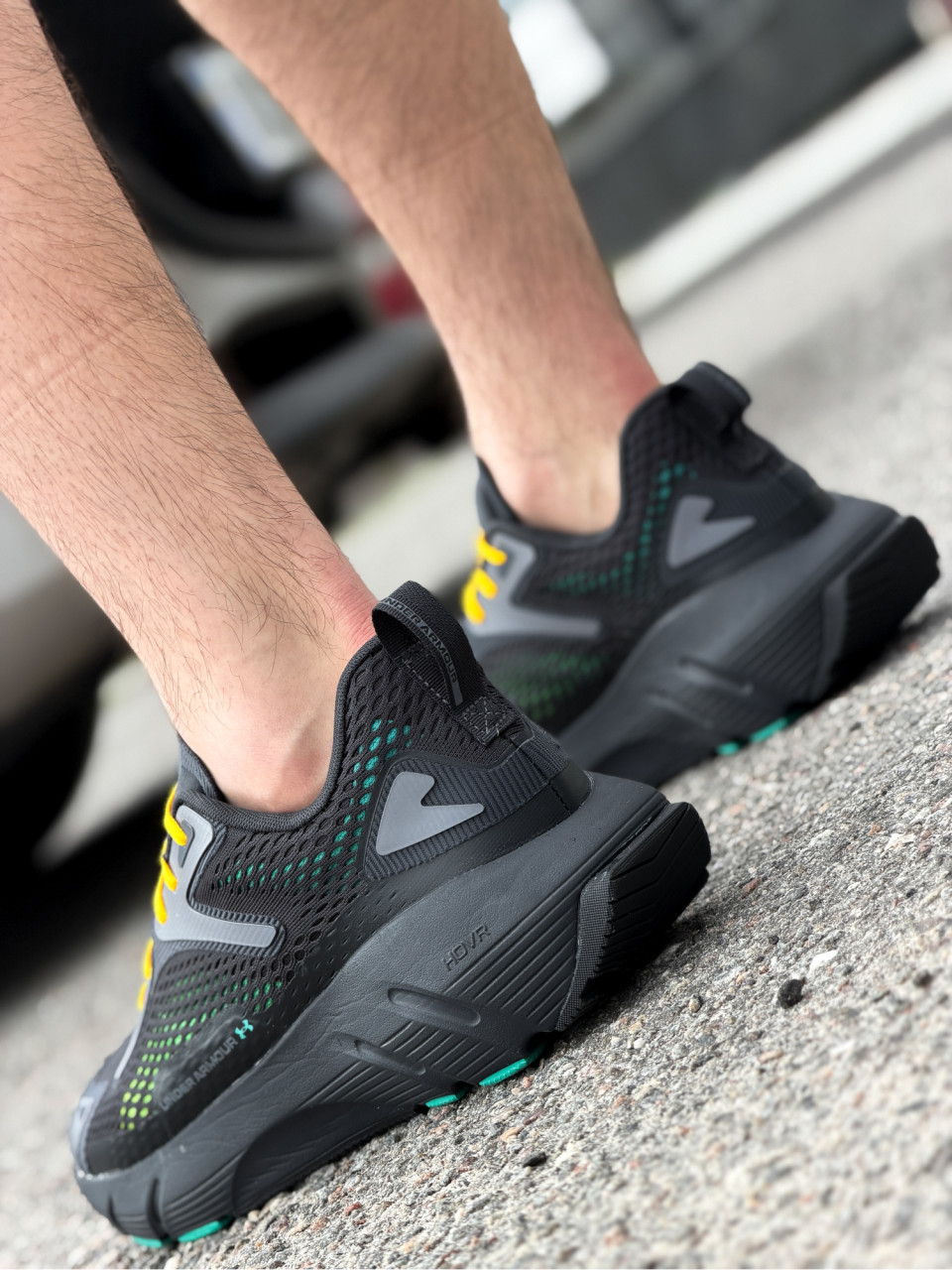 Кросівки/UA Aura