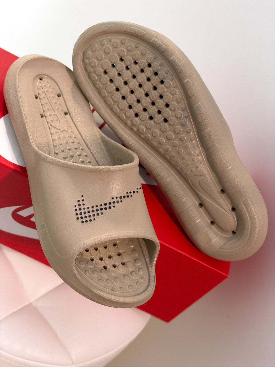 КАПЦІ NIKE VICTORI ONE SHOWER SLIDE