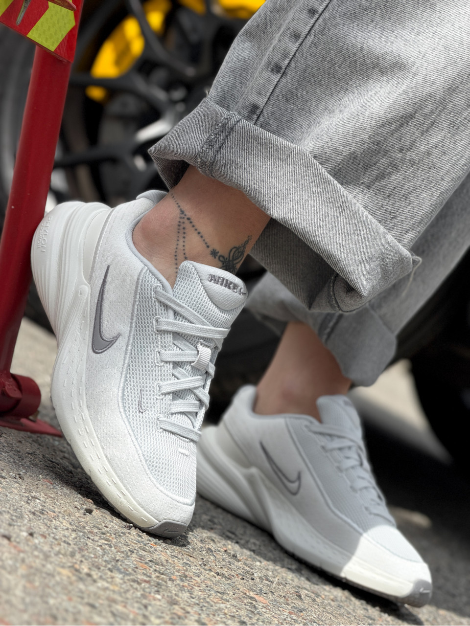 КРОСІВКИ W NIKE UPLIFT SC